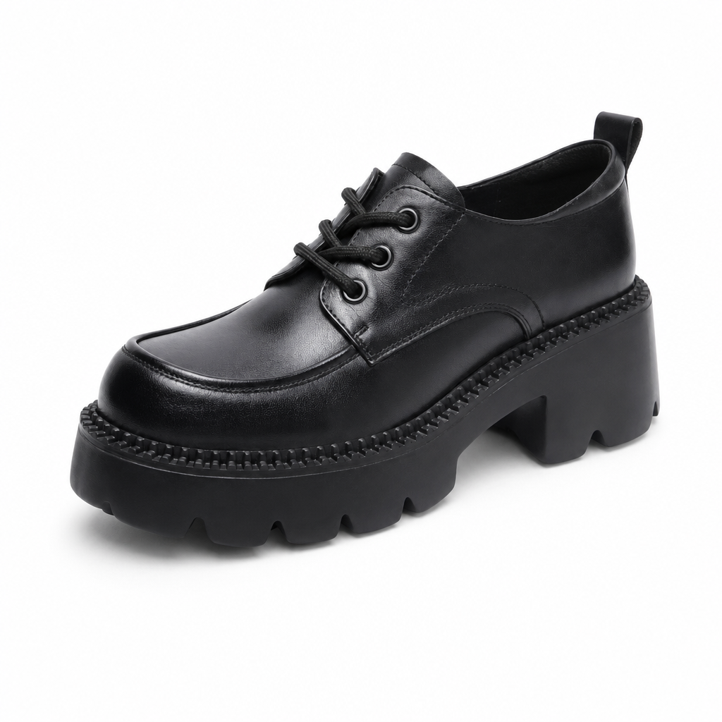 mocassins femme noir à lacets plateforme vue solo sur fond blanc
