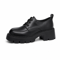 mocassins femme noir à lacets plateforme vue de côté
