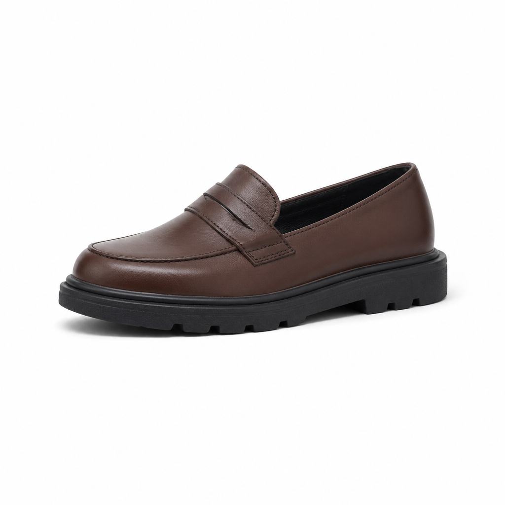 mocassins enfant marron en cuir à talon vue de côté