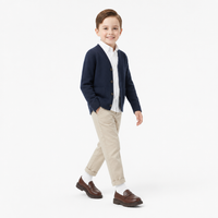 mocassins enfant marron en cuir à talon photo lifestyle portée