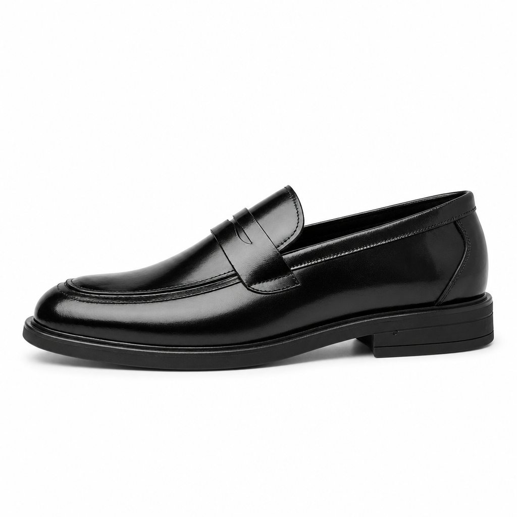 mocassins homme noir verni en cuir vue de côté