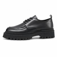 mocassins homme noir en cuir à lacets vue de côté