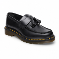 mocassins femme noir en cuir à glands vue solo sur fond blanc
