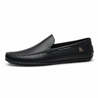 mocassins homme noir en cuir style bateau vue de côté
