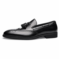 mocassins homme noir verni en cuir vue de côté