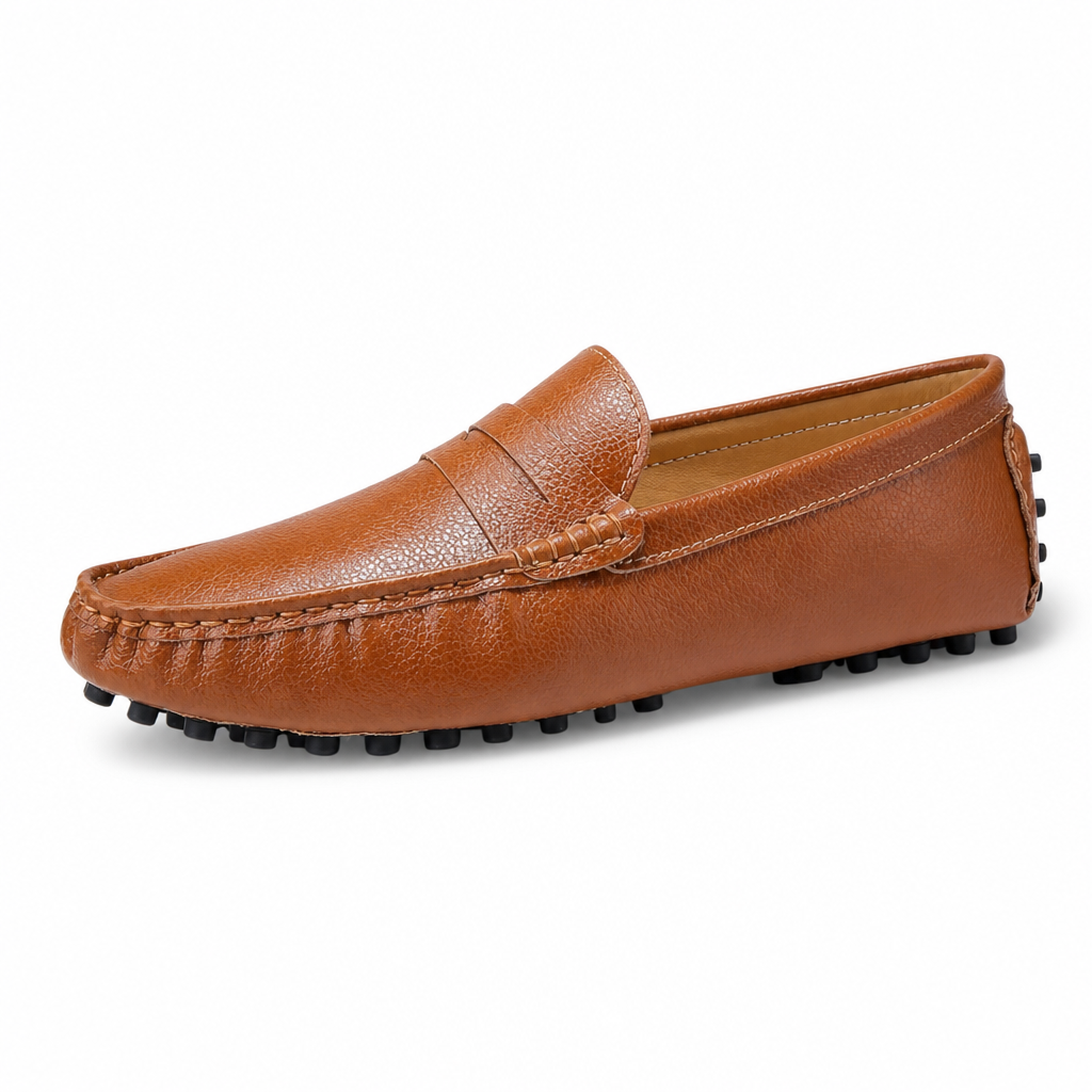 mocassins homme marron verni en cuir vue de côté