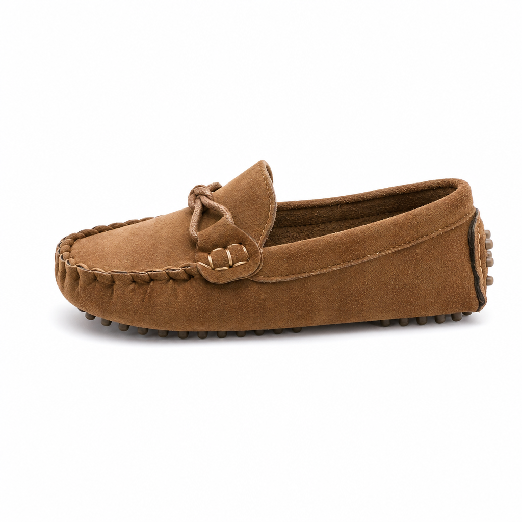 mocassins enfant camel en daim vue de côté