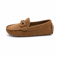 mocassins enfant camel en daim vue de côté