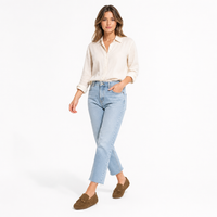 mocassins femme marron en daim à franges shooting porté avec mannequin entier