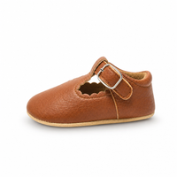 mocassins bébé marron en cuir orthopédique vue de côté