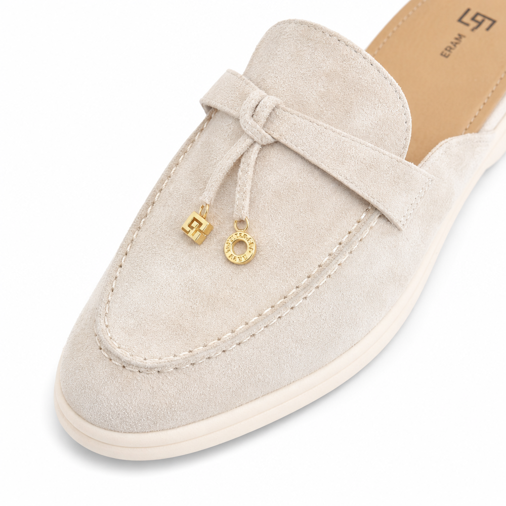 mocassins femme crème en daim ouvert gros plan détail